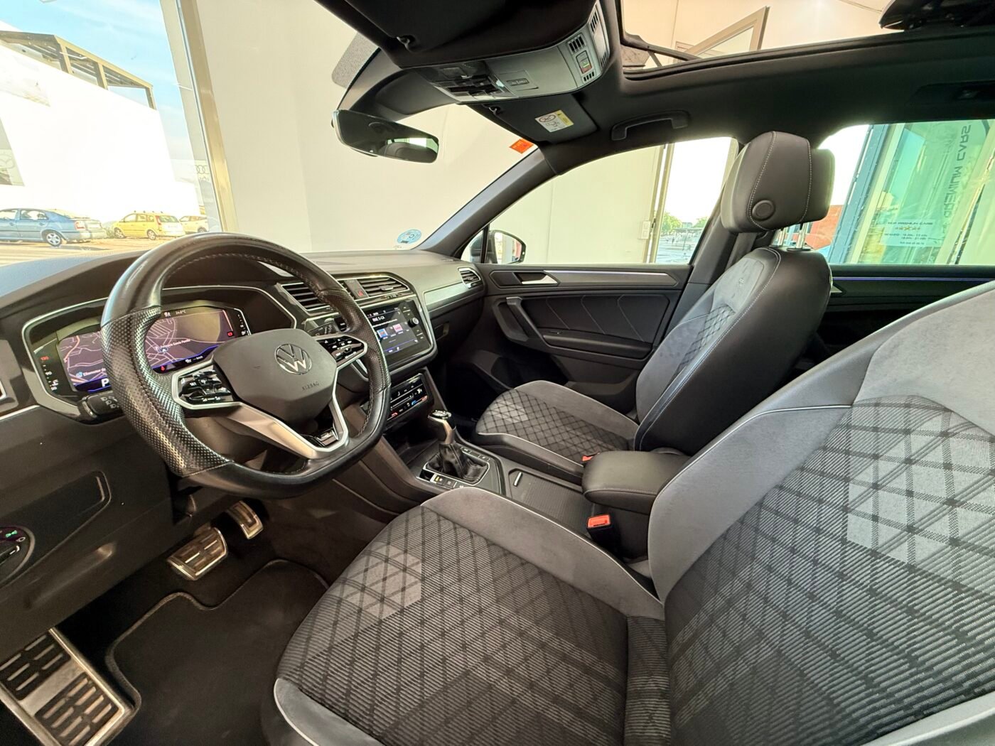 VOLKSWAGEN Tiguan RLine 2.0 TDI DSG
