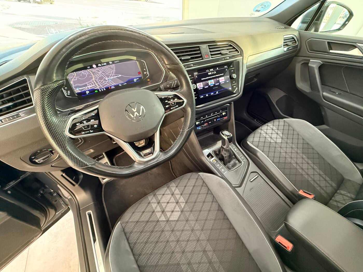 VOLKSWAGEN Tiguan RLine 2.0 TDI DSG
