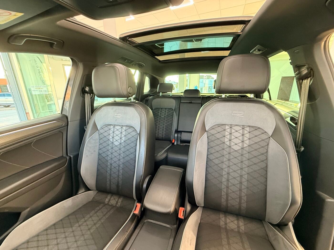 VOLKSWAGEN Tiguan RLine 2.0 TDI DSG