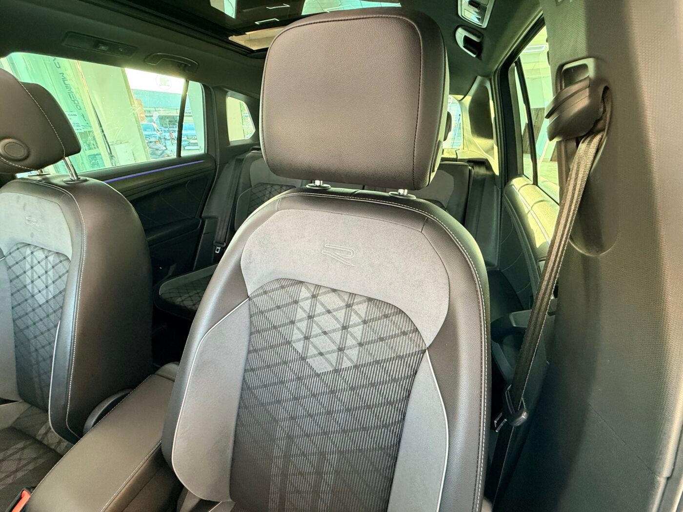 VOLKSWAGEN Tiguan RLine 2.0 TDI DSG