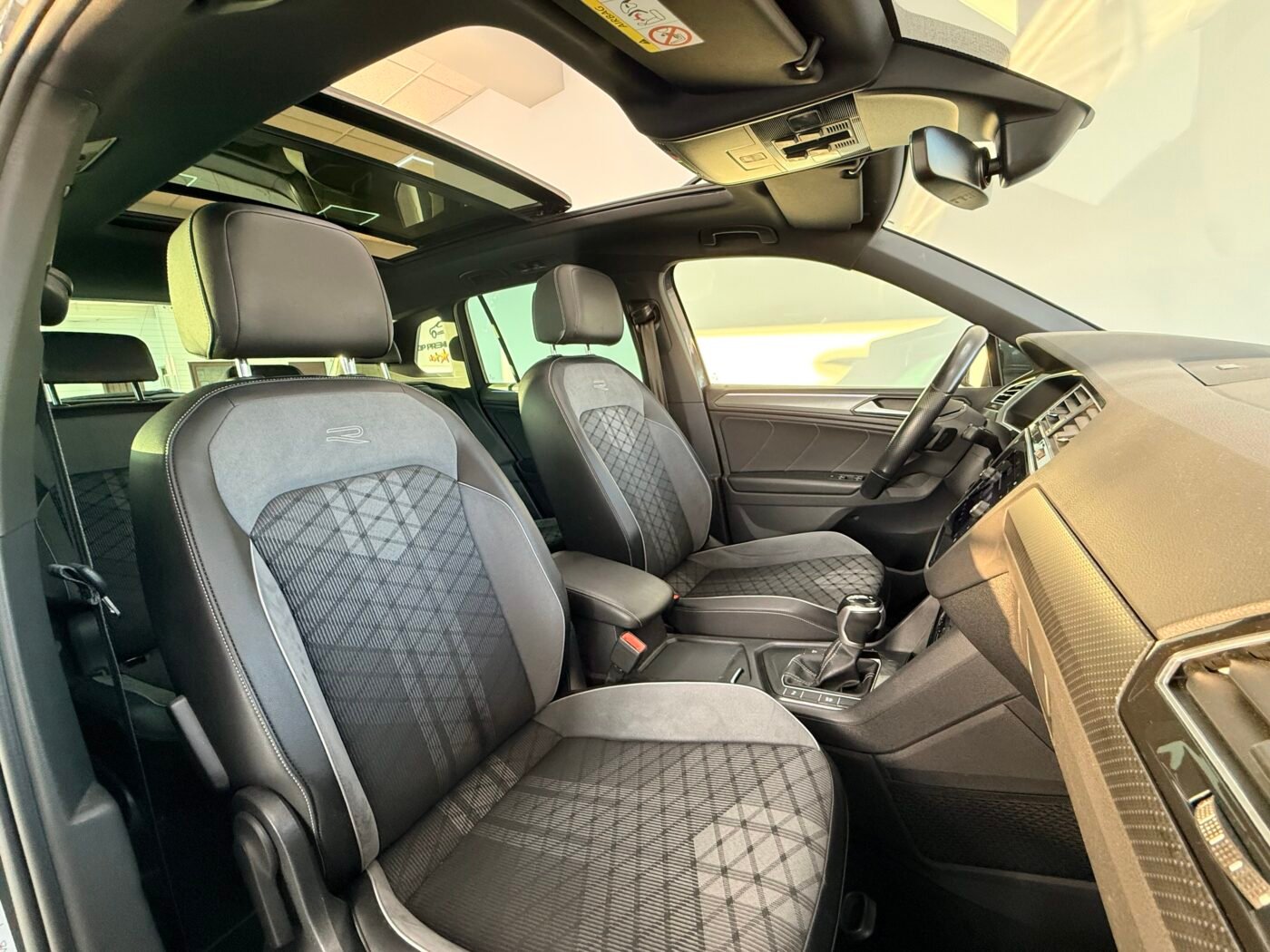 VOLKSWAGEN Tiguan RLine 2.0 TDI DSG