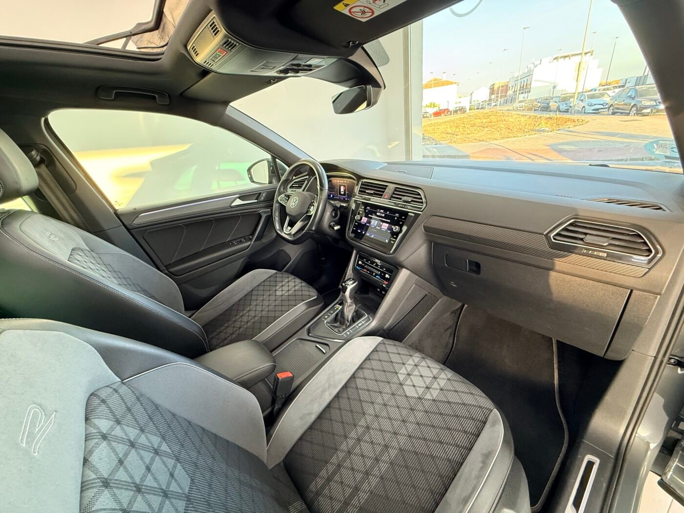 VOLKSWAGEN Tiguan RLine 2.0 TDI DSG