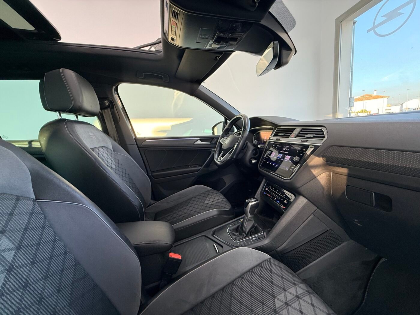 VOLKSWAGEN Tiguan RLine 2.0 TDI DSG