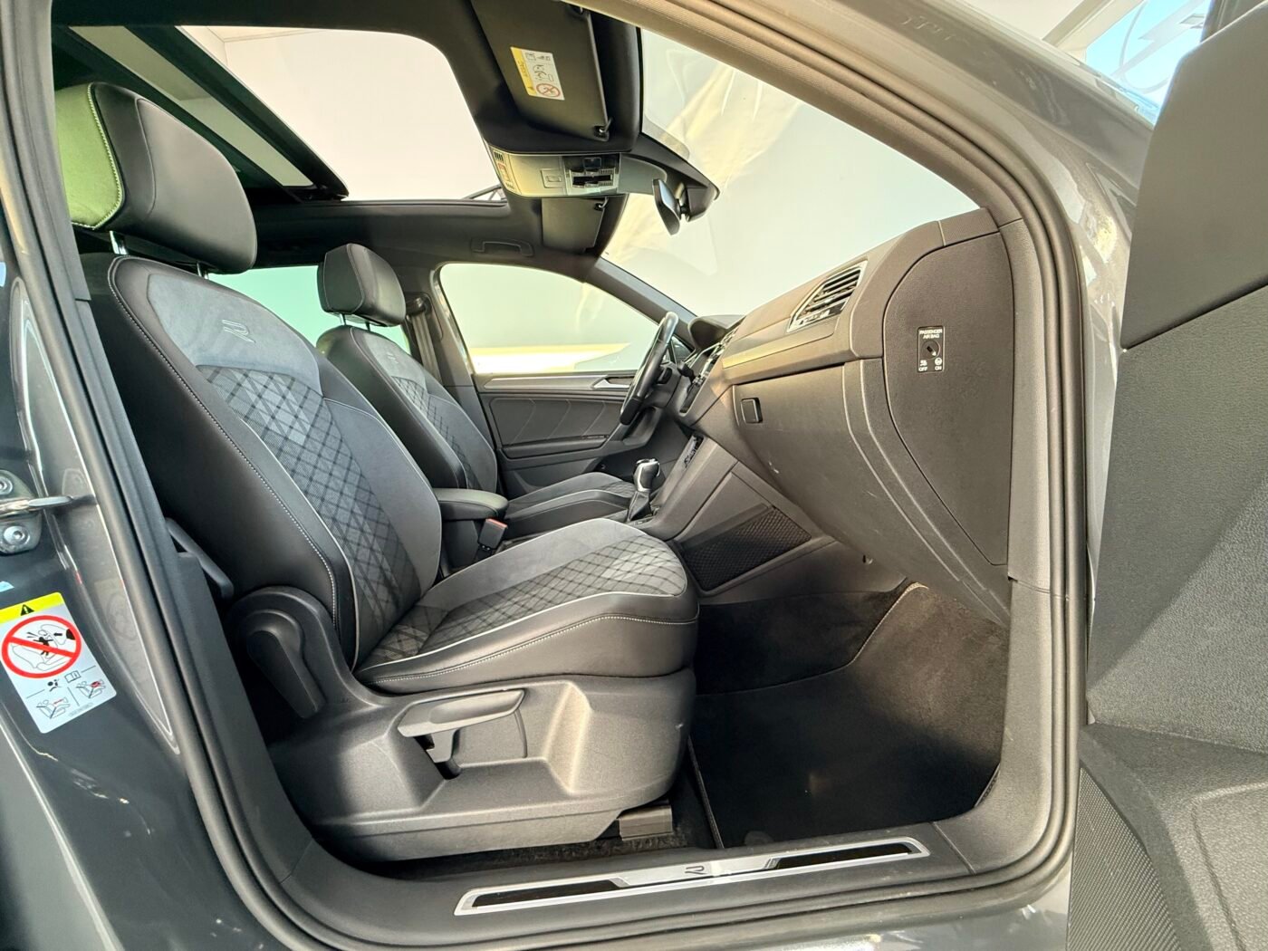 VOLKSWAGEN Tiguan RLine 2.0 TDI DSG