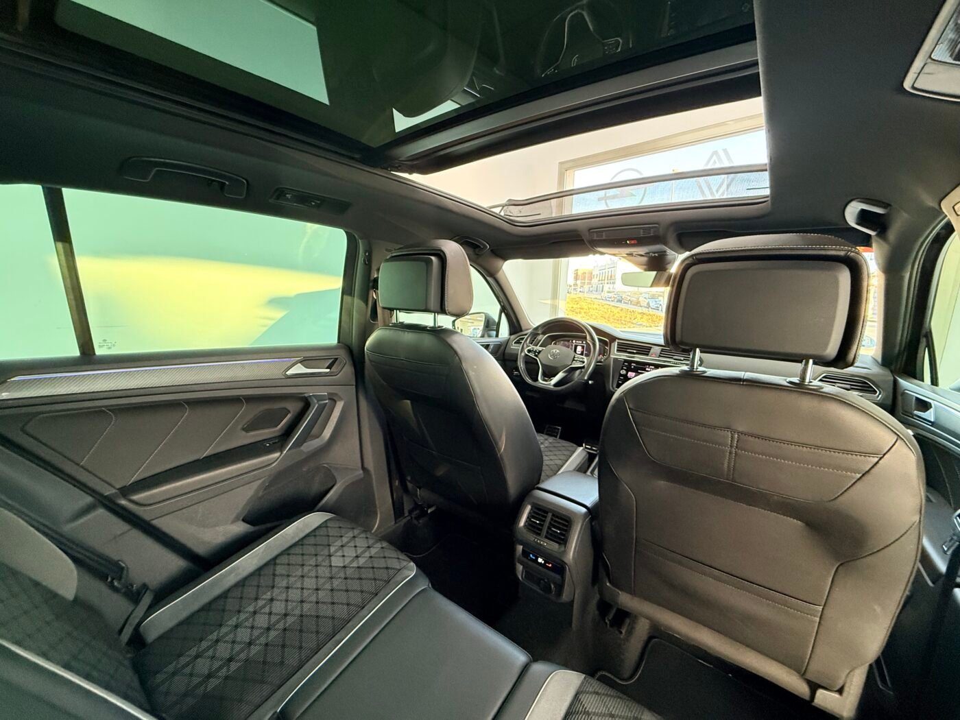 VOLKSWAGEN Tiguan RLine 2.0 TDI DSG