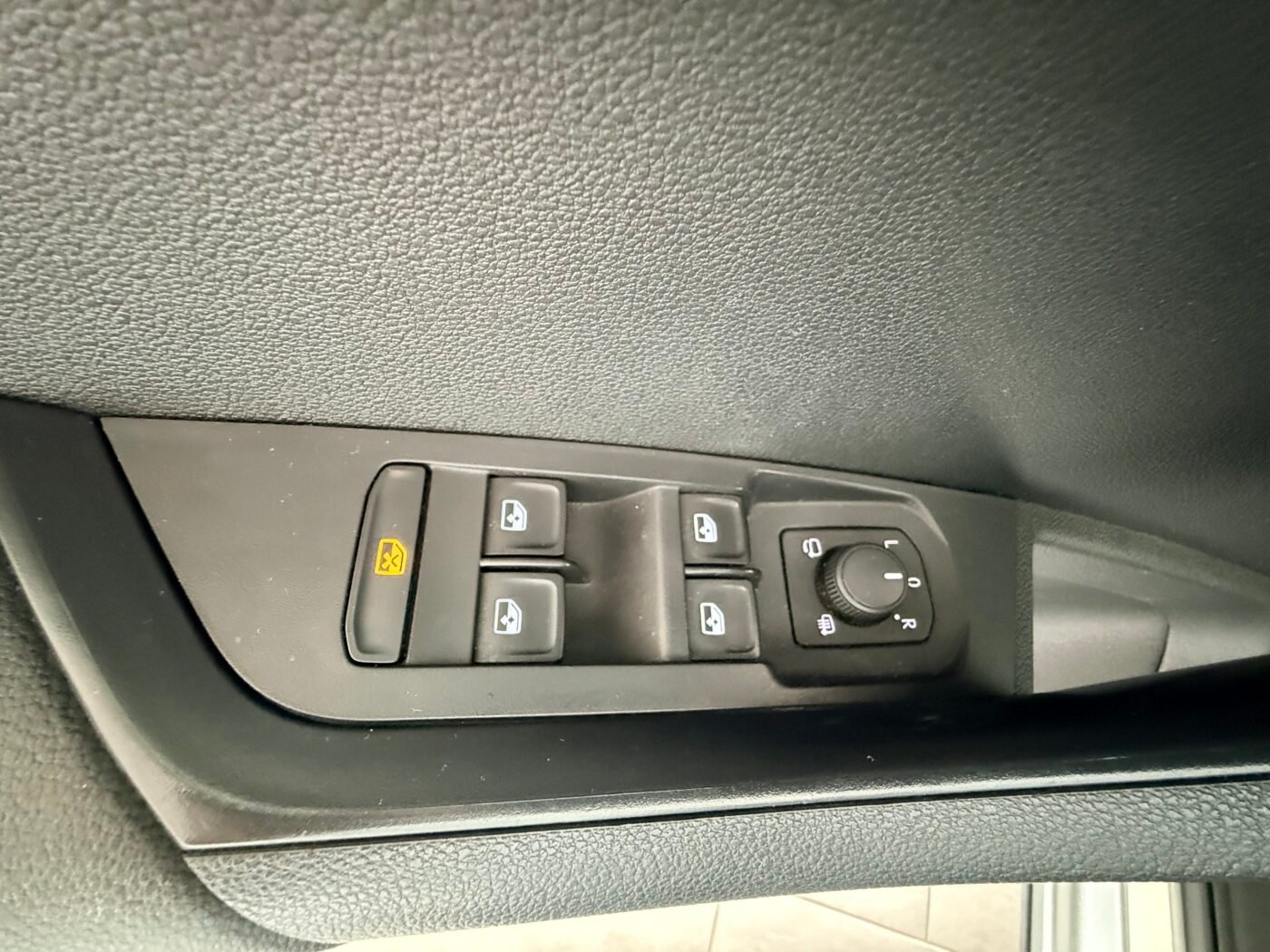 SKODA Karoq 2.0 TDI Ambition