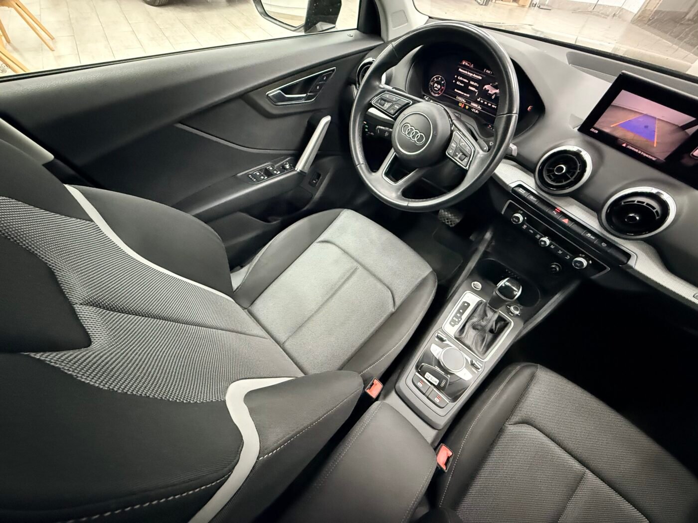 AUDI Q2 S line 30 TDI S tronic