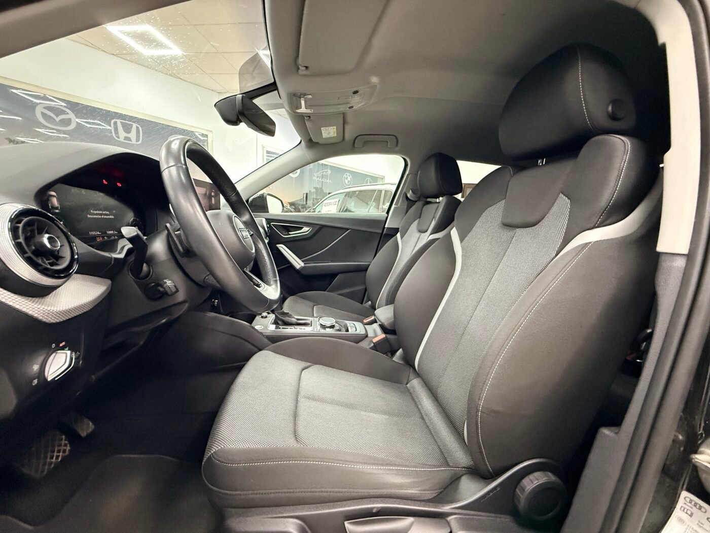 AUDI Q2 S line 30 TDI S tronic