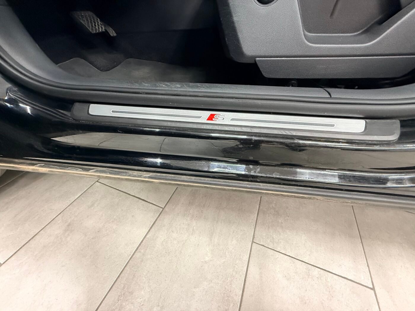 AUDI Q2 S line 30 TDI S tronic