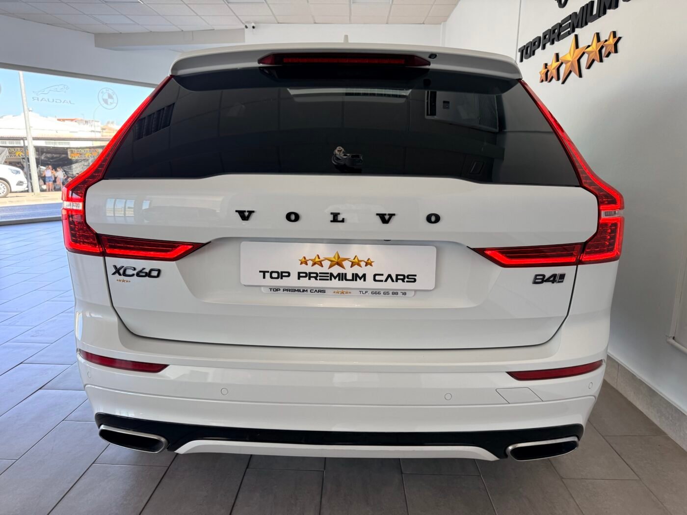 VOLVO XC60 B4 D AWD RDESIGN AUTO