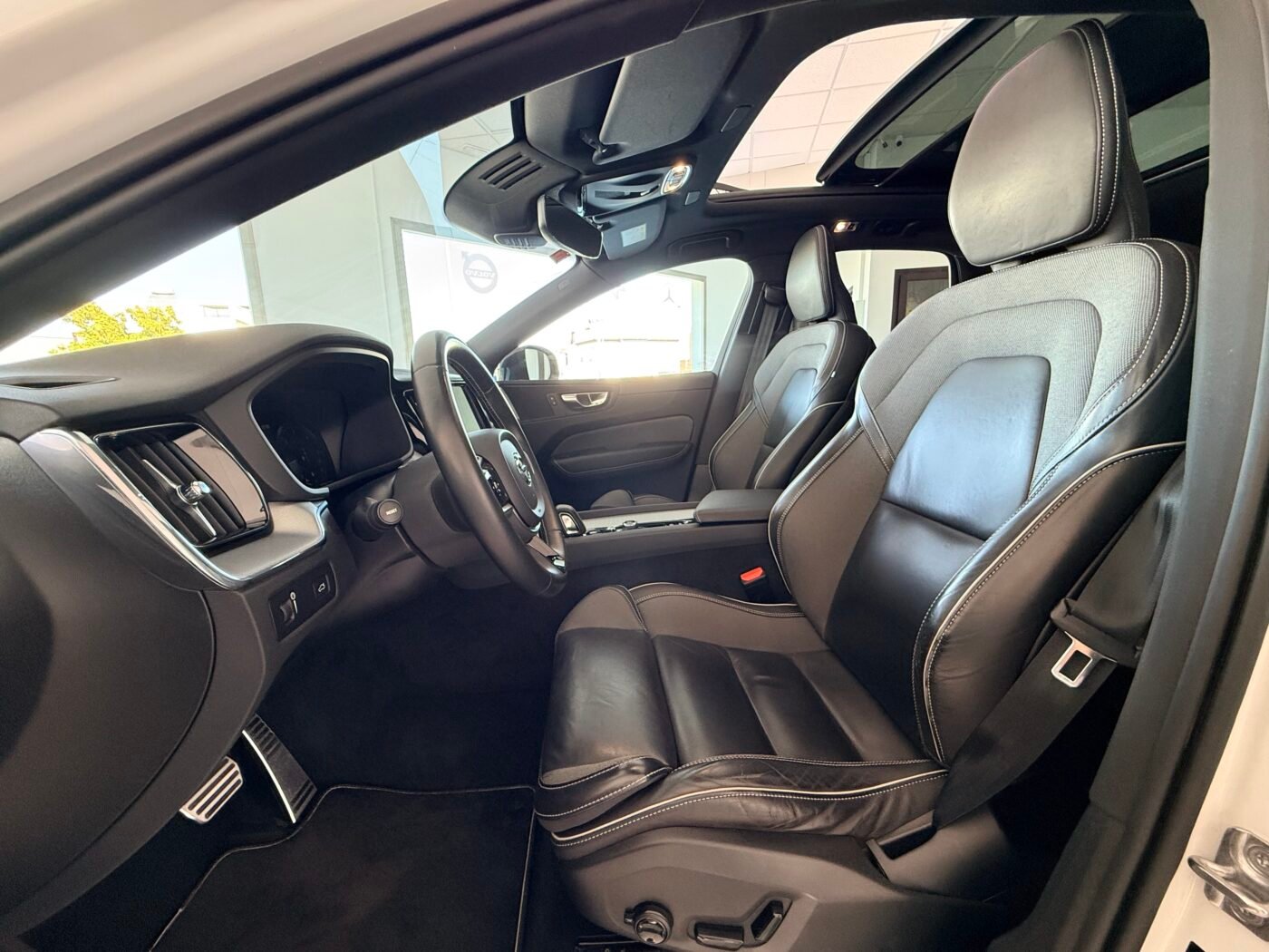 VOLVO XC60 B4 D AWD RDESIGN AUTO