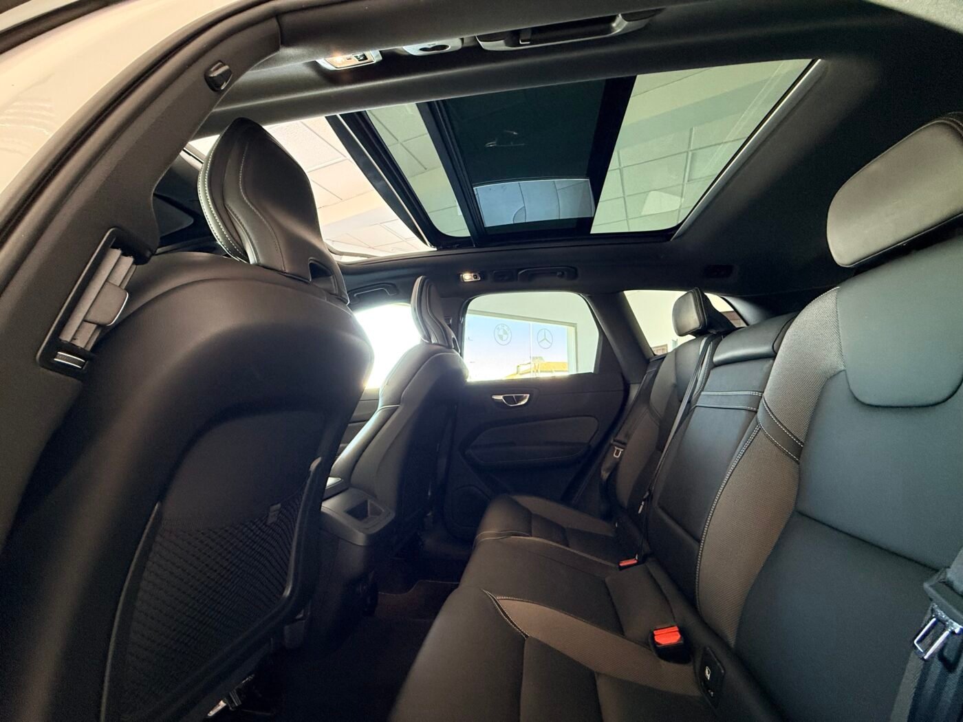 VOLVO XC60 B4 D AWD RDESIGN AUTO