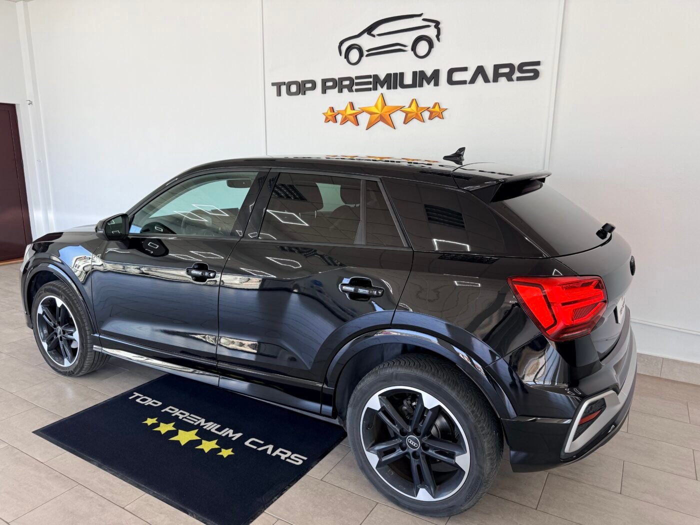 AUDI Q2 S line 30 TDI S tronic