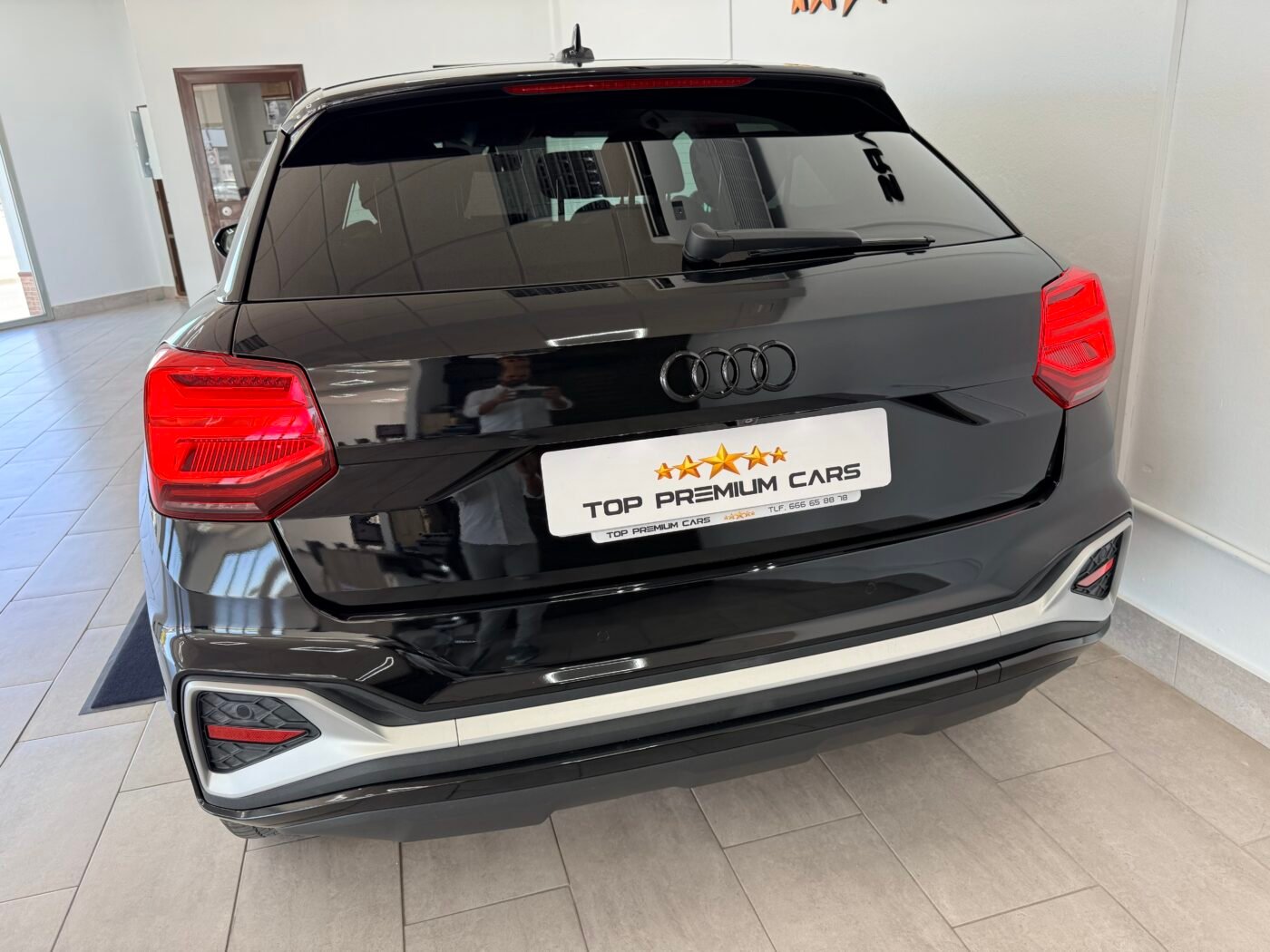 AUDI Q2 S line 30 TDI S tronic