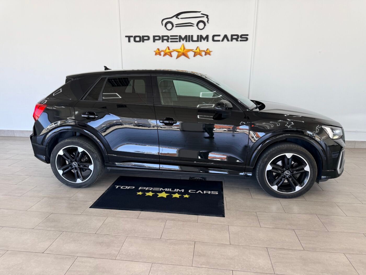 AUDI Q2 S line 30 TDI S tronic