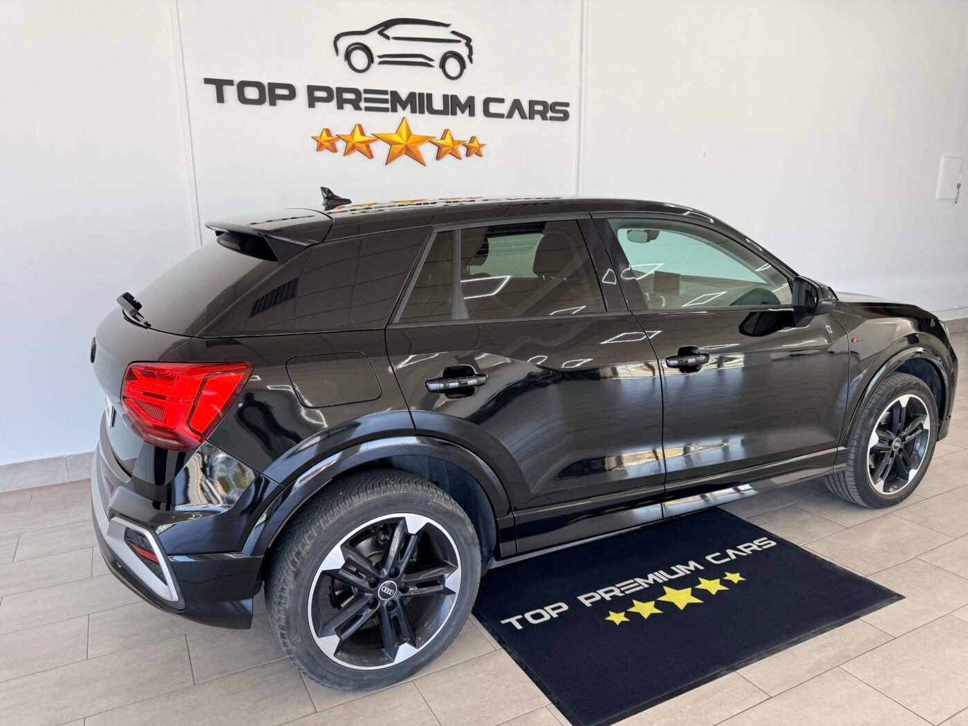 AUDI Q2 S line 30 TDI S tronic