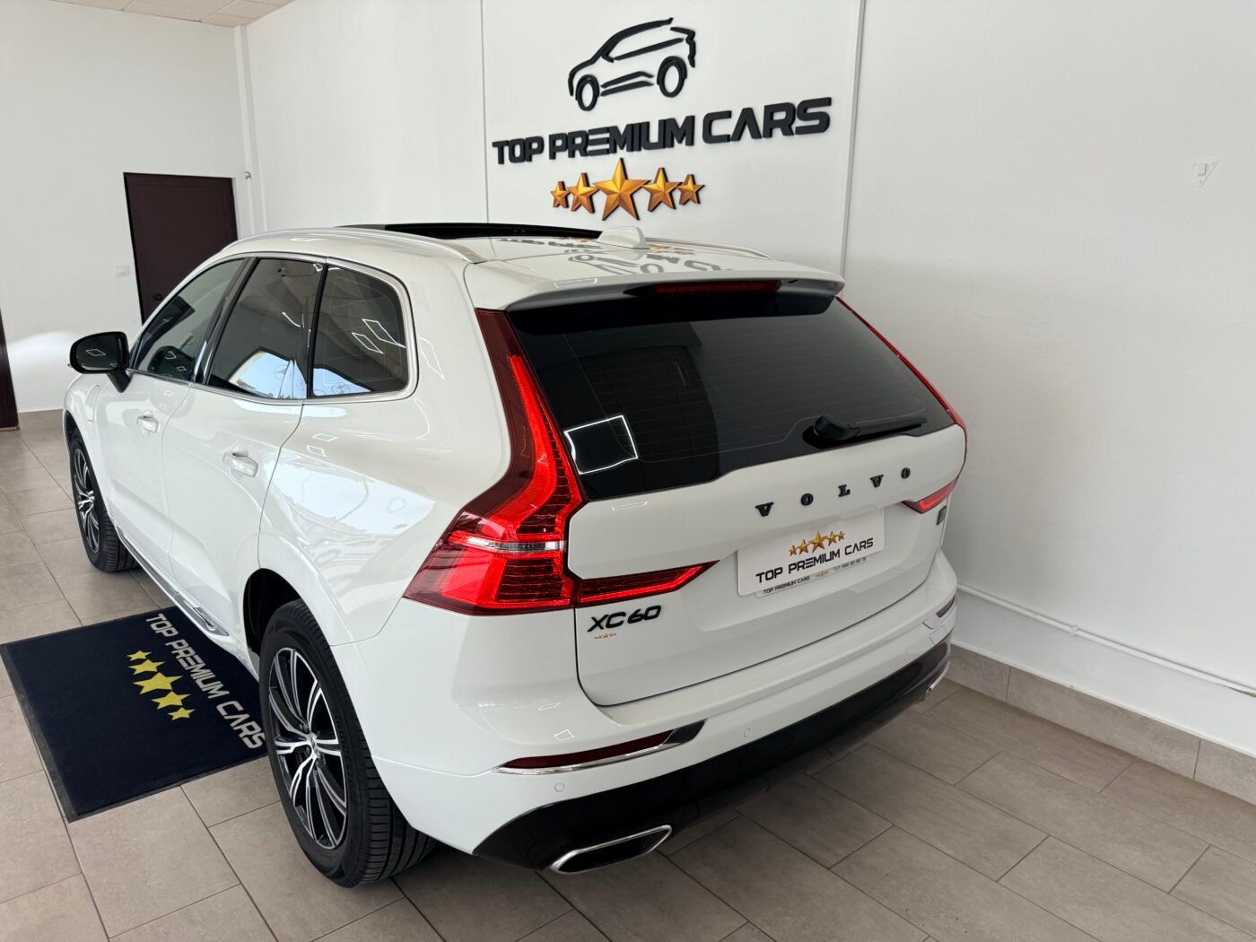 VOLVO XC60 2.0 T6 AWD RECHARGE INSCRIPTION