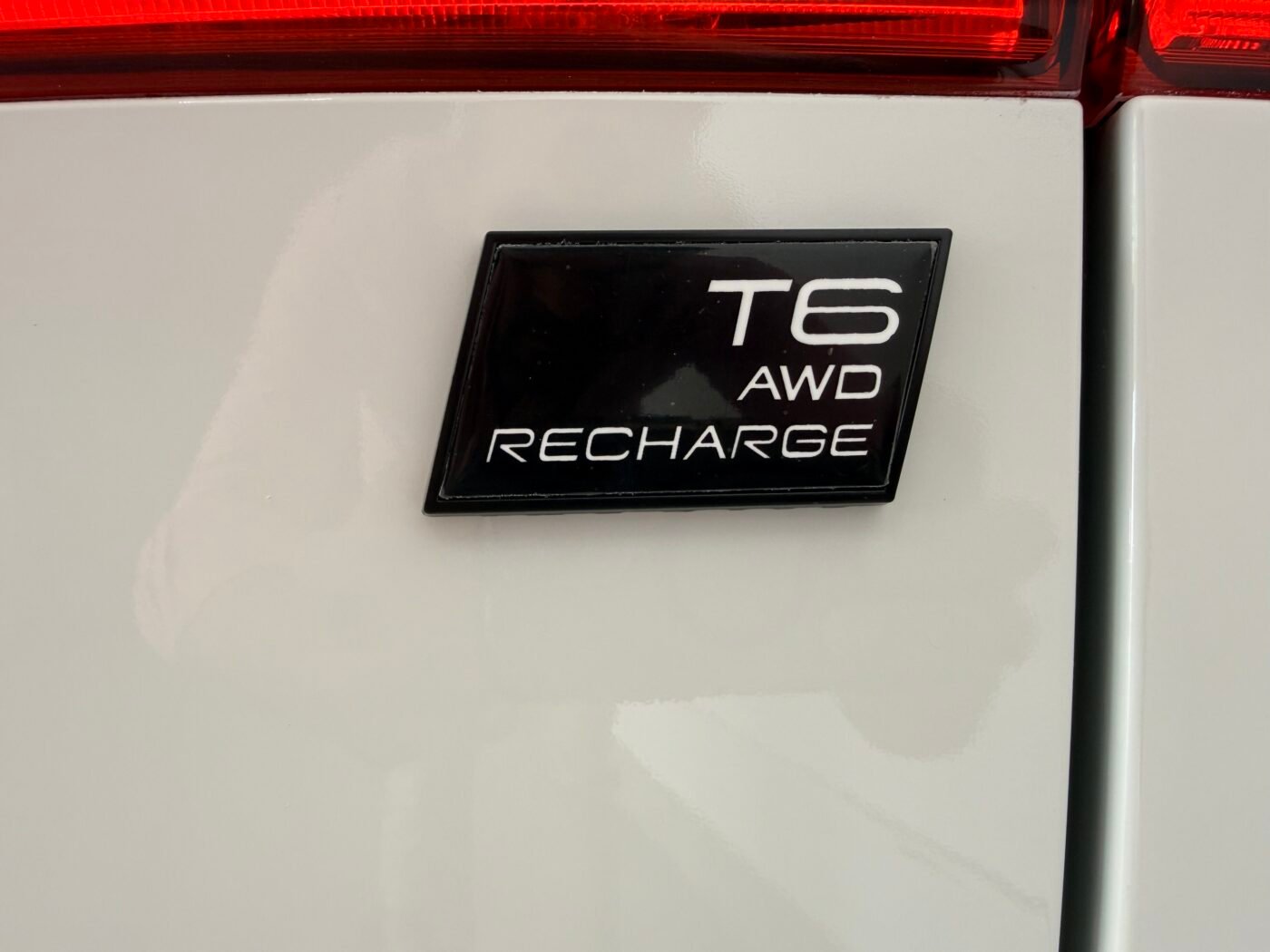 VOLVO XC60 2.0 T6 AWD RECHARGE INSCRIPTION