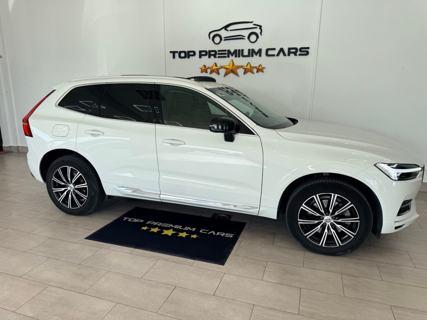 VOLVO XC60 2.0 T6 AWD RECHARGE INSCRIPTION