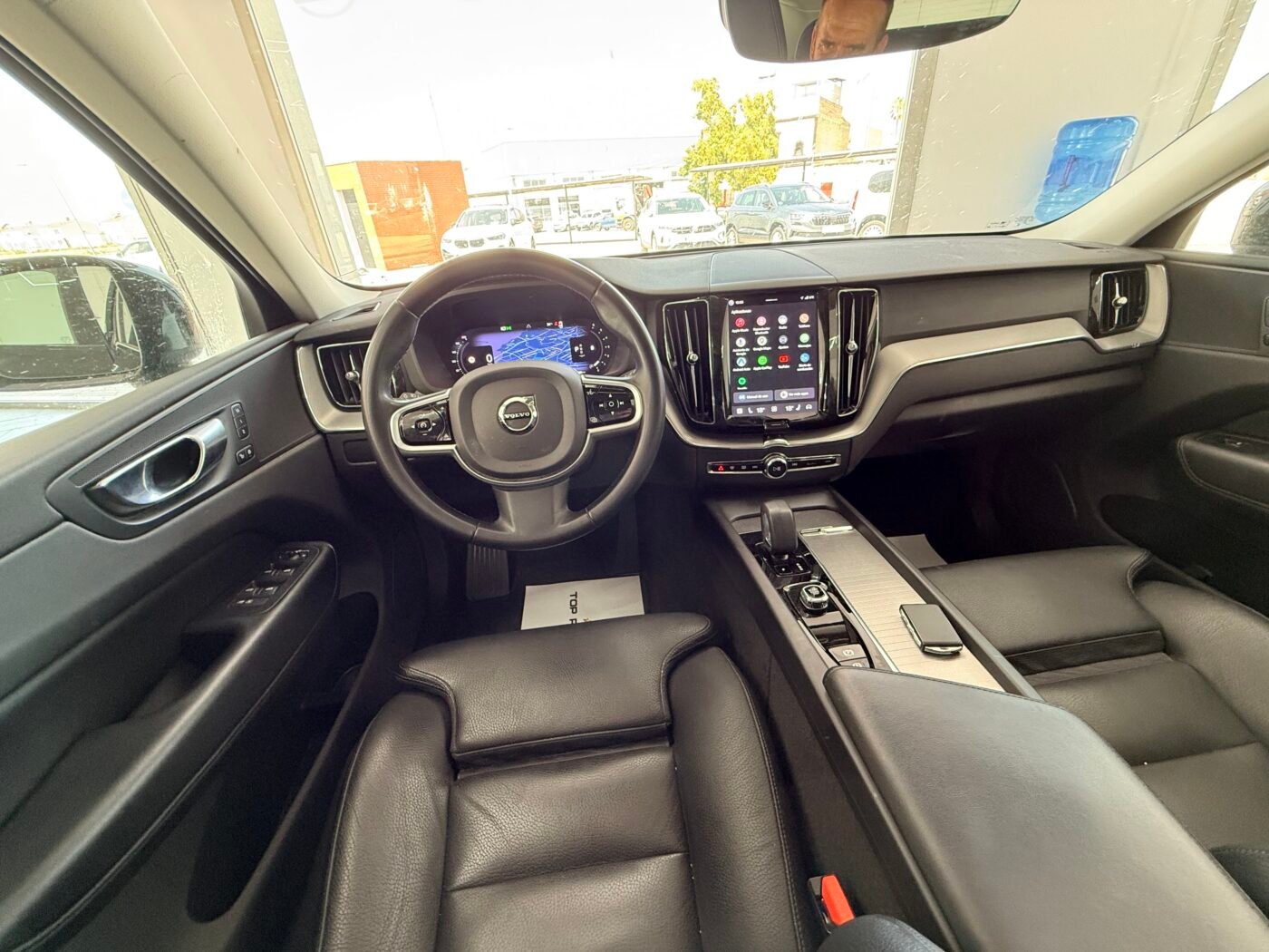 VOLVO XC60 2.0 B4 D Plus Dark Auto