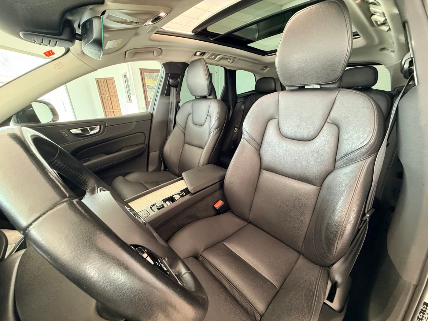 VOLVO XC60 2.0 T6 AWD RECHARGE INSCRIPTION