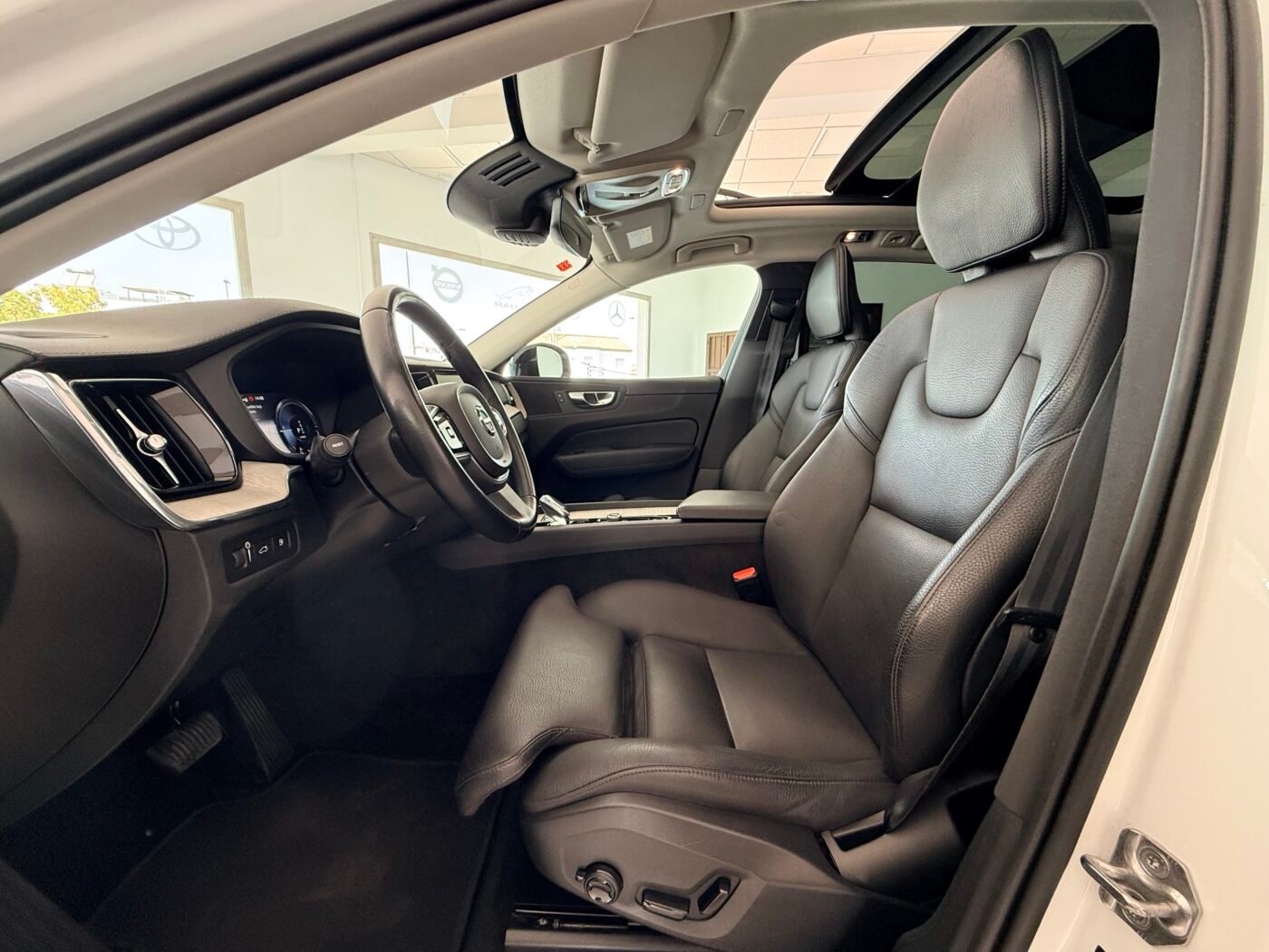 VOLVO XC60 2.0 T6 AWD RECHARGE INSCRIPTION