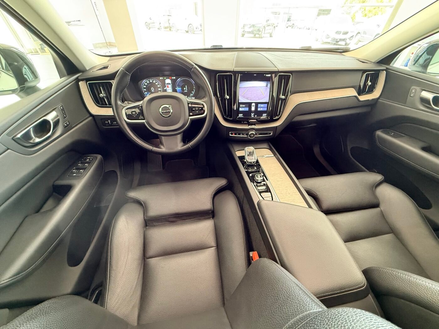 VOLVO XC60 2.0 T6 AWD RECHARGE INSCRIPTION