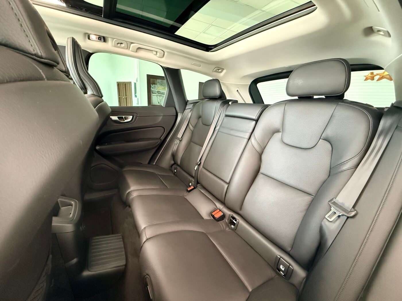 VOLVO XC60 2.0 T6 AWD RECHARGE INSCRIPTION