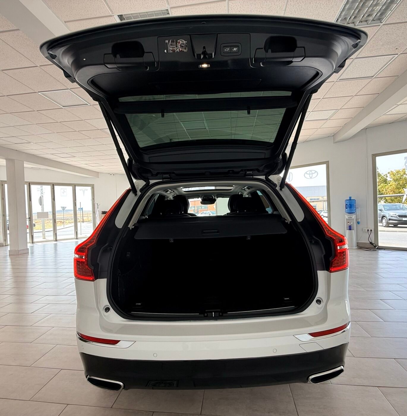 VOLVO XC60 2.0 T6 AWD RECHARGE INSCRIPTION
