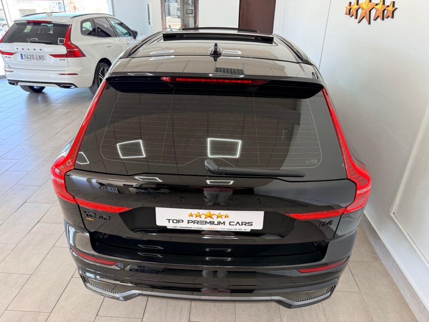 VOLVO XC60 2.0 B4 D Plus Dark Auto