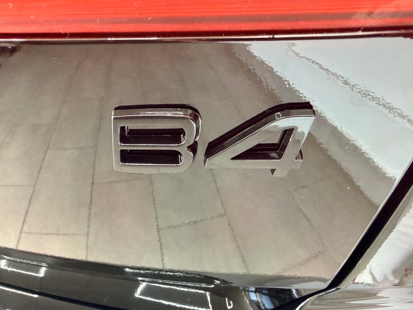 VOLVO XC60 2.0 B4 D Plus Dark Auto